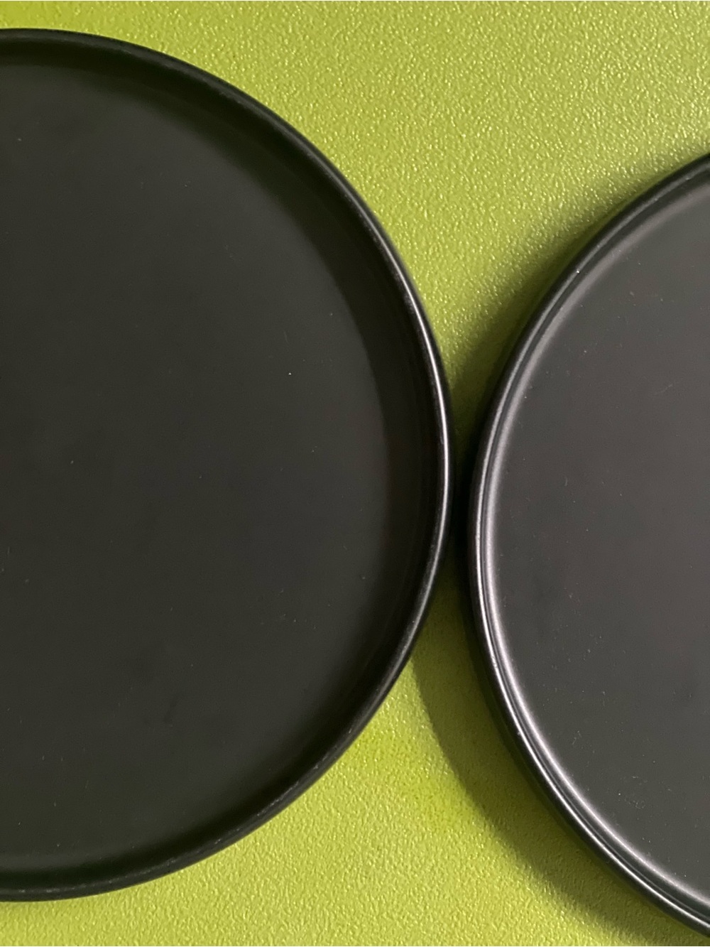 Matte Black Round Dinner Plates - Set of 2 - Matceramica made in Portugal